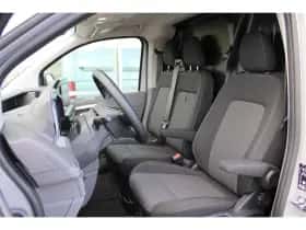 Volkswagen Transporter (2024) thumbnail 24