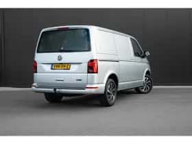 Volkswagen Transporter (2023) thumbnail 2