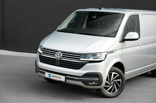 Volkswagen Transporter (2023) thumbnail 4