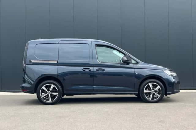 Volkswagen Caddy (2024) thumbnail 3