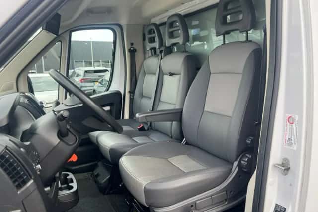 Peugeot Boxer (2021) thumbnail 12
