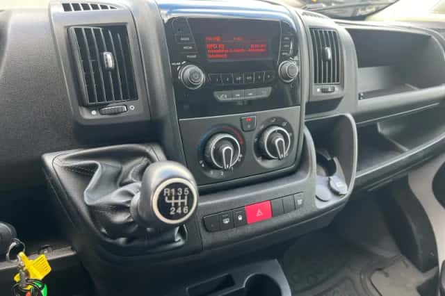 Peugeot Boxer (2021) thumbnail 16