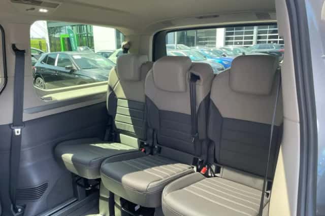 Volkswagen Multivan (2026) thumbnail 32