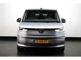 Volkswagen Multivan (2024) thumbnail 2
