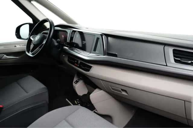 Volkswagen Multivan (2024) thumbnail 7
