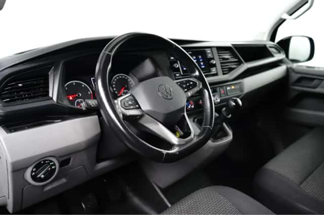 Volkswagen Transporter (2023) thumbnail 12