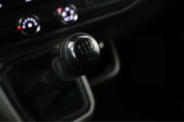 Volkswagen Transporter (2023) thumbnail 22