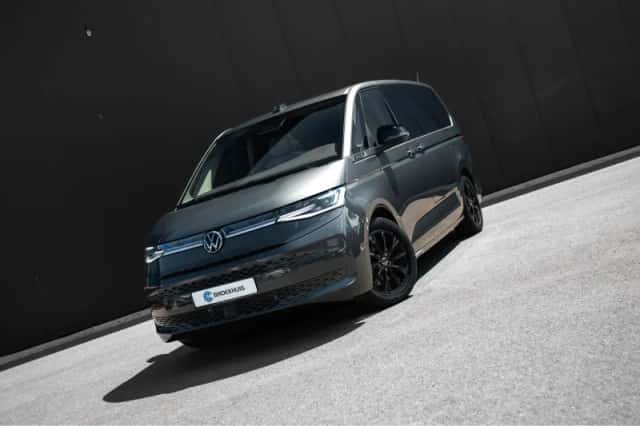 Volkswagen Multivan (2026) thumbnail 2
