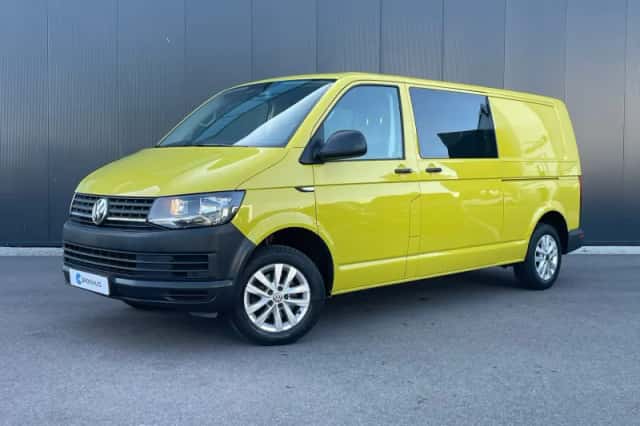 Volkswagen Transporter (2017) thumbnail 1