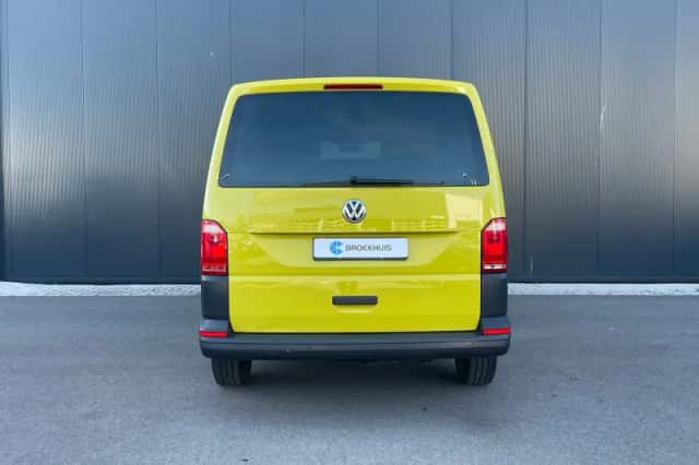 Volkswagen Transporter (2017) thumbnail 6
