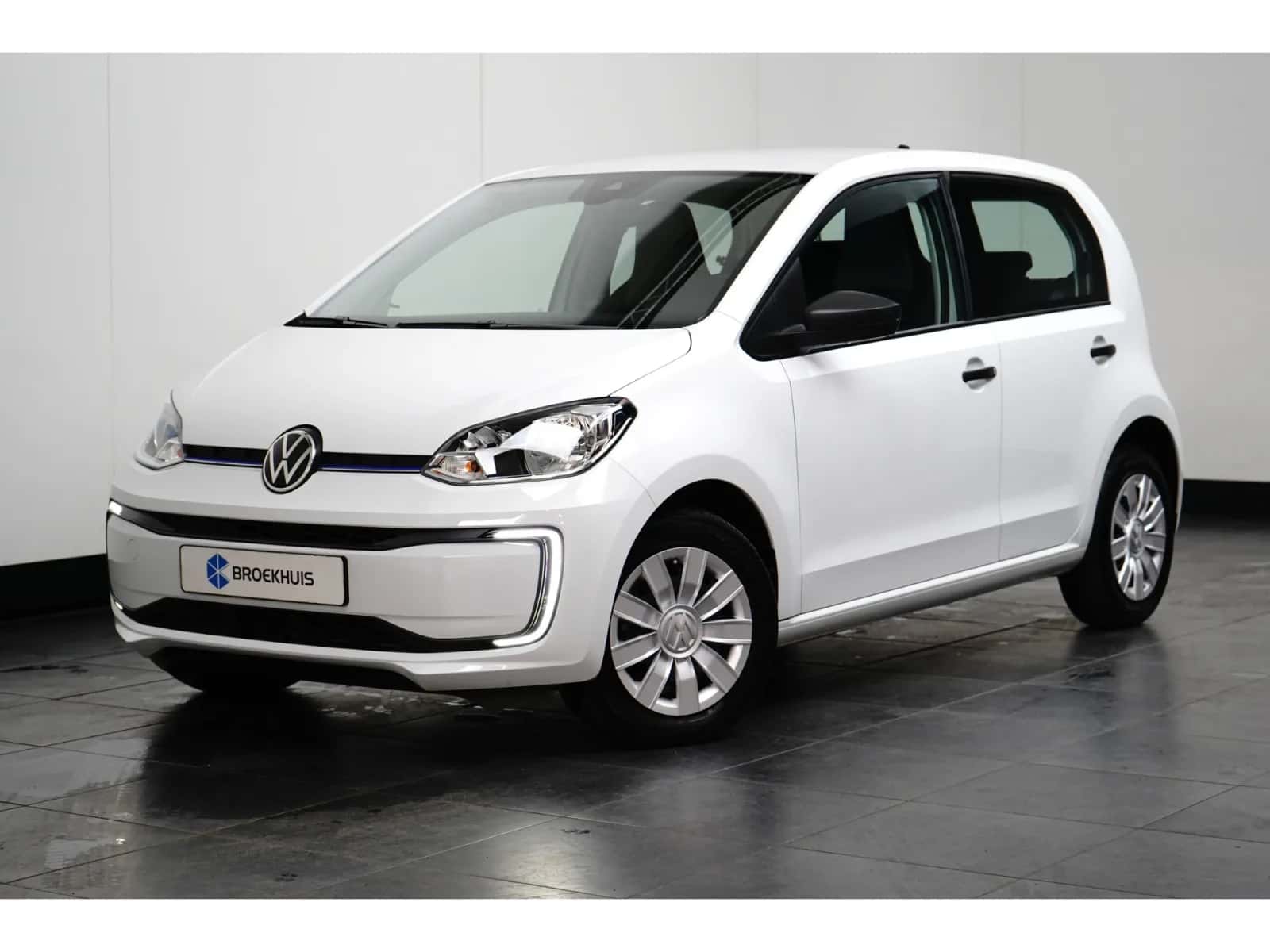 Volkswagen Up! (2023) — foto 1