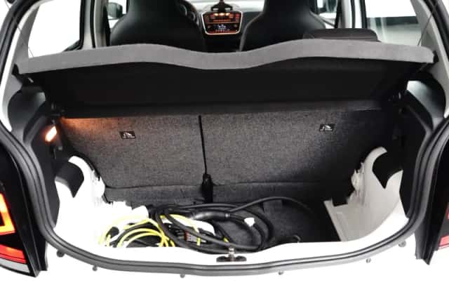 Volkswagen Up! (2023) thumbnail 14