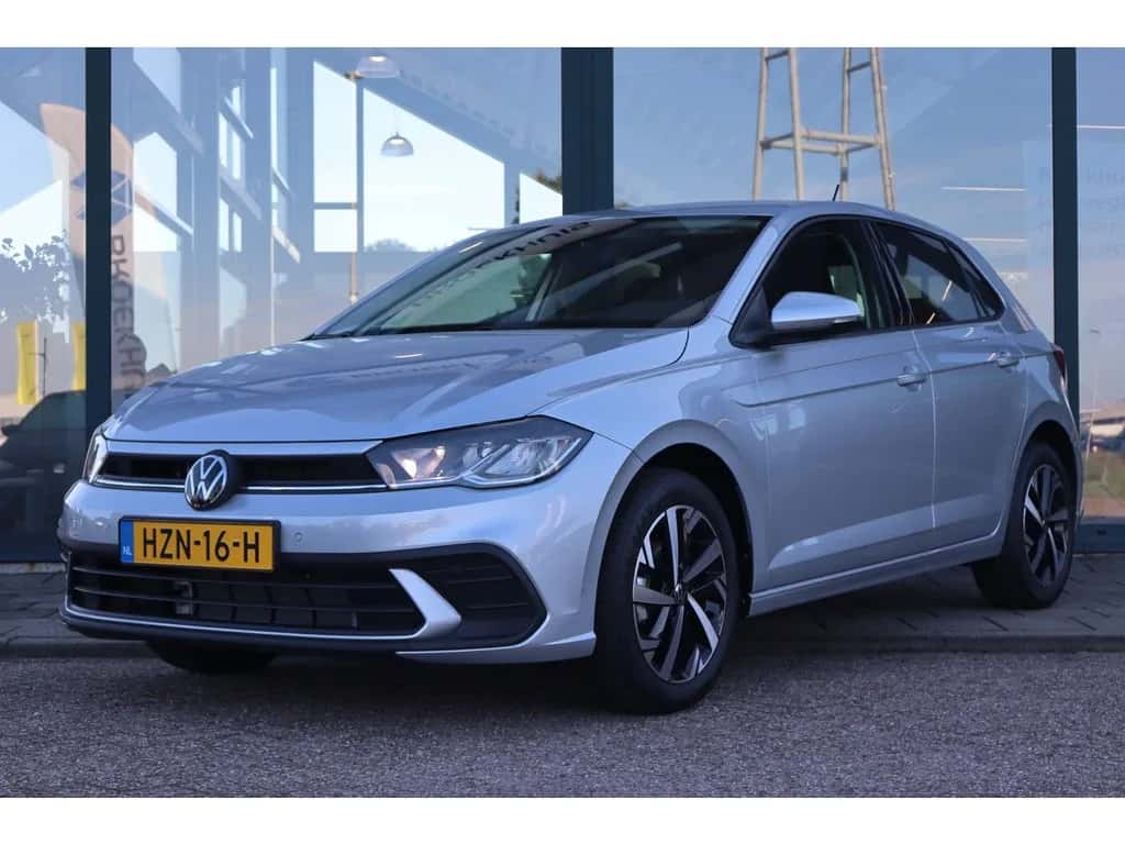 Volkswagen Polo (2025) — foto 1