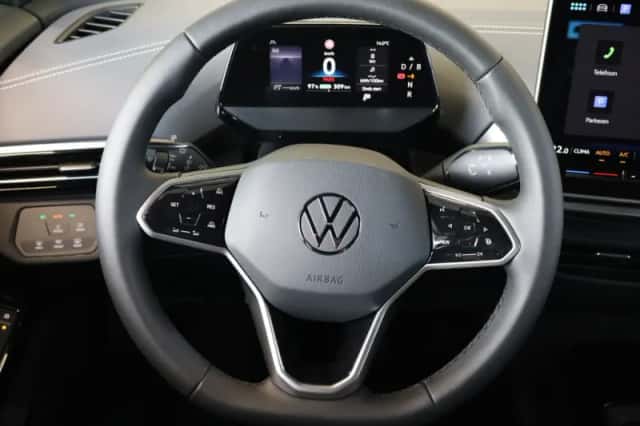 Volkswagen ID.4 (2026) thumbnail 6
