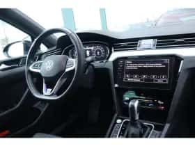 Volkswagen Passat (2023) thumbnail 13