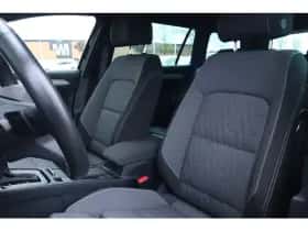 Volkswagen Passat (2023) thumbnail 16