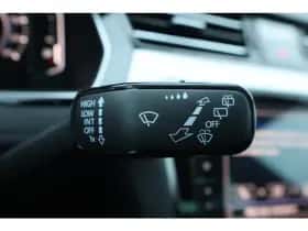 Volkswagen Passat (2023) thumbnail 24