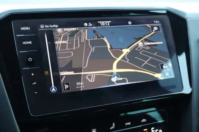Volkswagen Passat (2023) thumbnail 28