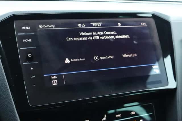 Volkswagen Passat (2023) thumbnail 29