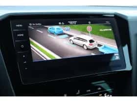 Volkswagen Passat (2023) thumbnail 30