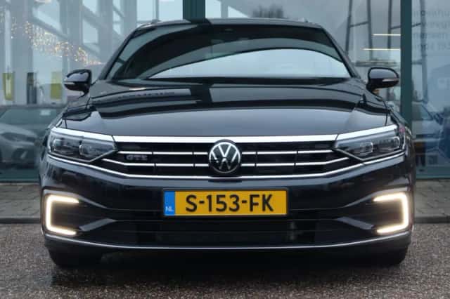Volkswagen Passat (2023) thumbnail 7