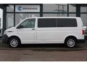 Volkswagen Transporter (2023) thumbnail 2