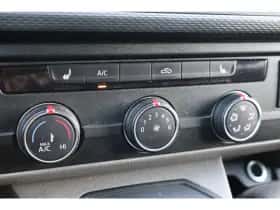 Volkswagen Transporter (2023) thumbnail 19