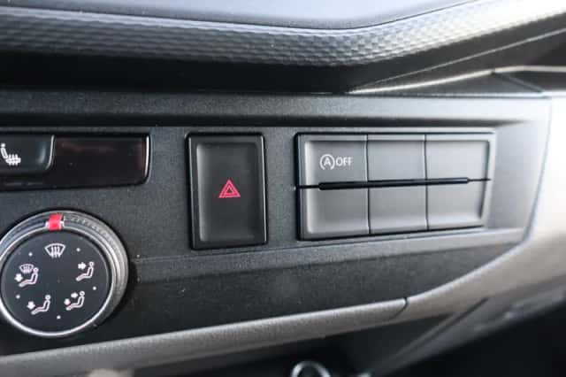 Volkswagen Transporter (2023) thumbnail 22