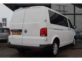 Volkswagen Transporter (2023) thumbnail 4
