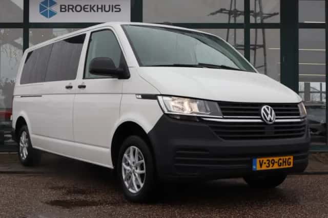 Volkswagen Transporter (2023) thumbnail 6