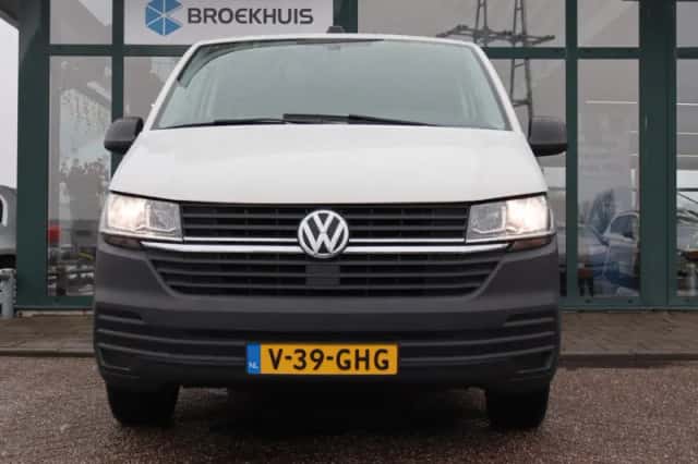 Volkswagen Transporter (2023) thumbnail 7
