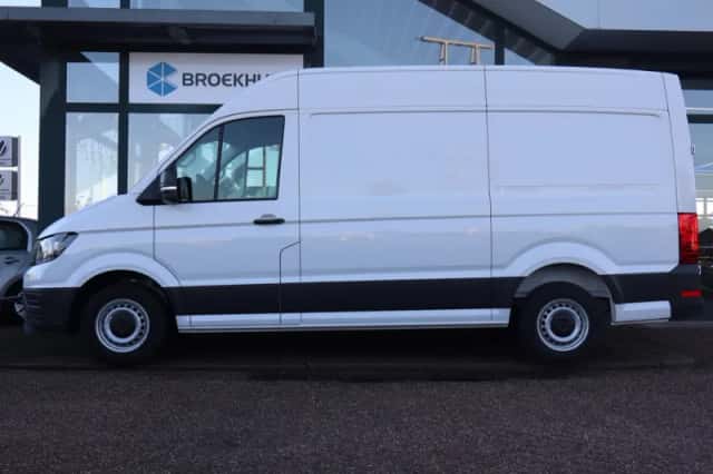 Volkswagen Crafter (2024) thumbnail 2