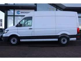 Volkswagen Crafter (2024) thumbnail 2