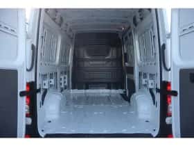 Volkswagen Crafter (2024) thumbnail 28