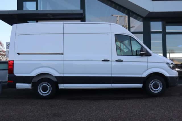 Volkswagen Crafter (2024) thumbnail 9
