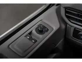 Volkswagen E-Transporter (2025) thumbnail 16