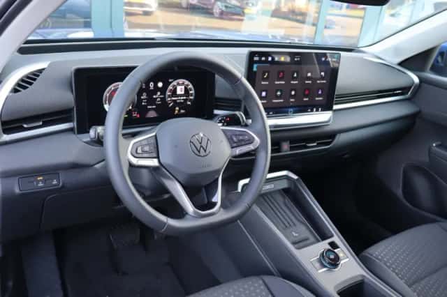 Volkswagen T-Roc (2026) thumbnail 4