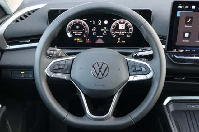 Volkswagen T-Roc (2026) thumbnail 6