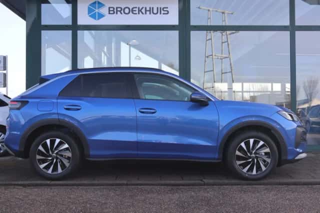 Volkswagen T-Roc (2026) thumbnail 9