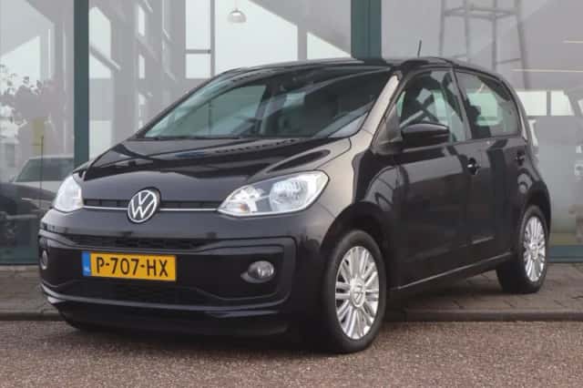 Volkswagen Up! (2022) thumbnail 1