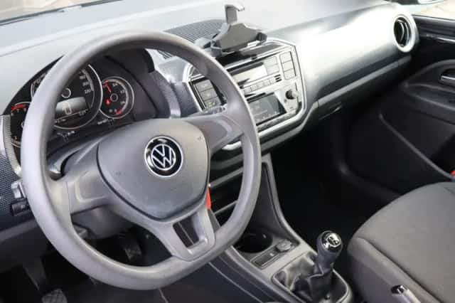 Volkswagen Up! (2022) thumbnail 4