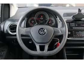 Volkswagen Up! (2022) thumbnail 5