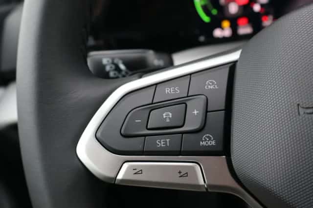 Volkswagen Golf (2026) thumbnail 17
