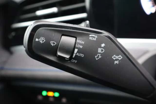 Volkswagen Passat (2024) thumbnail 16