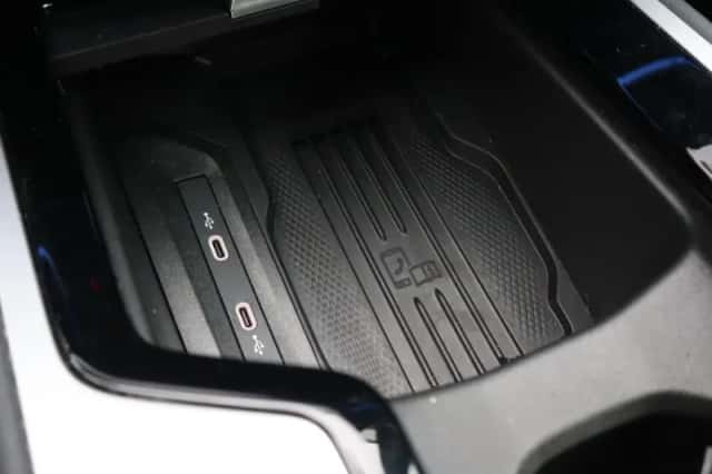 Volkswagen Passat (2024) thumbnail 29