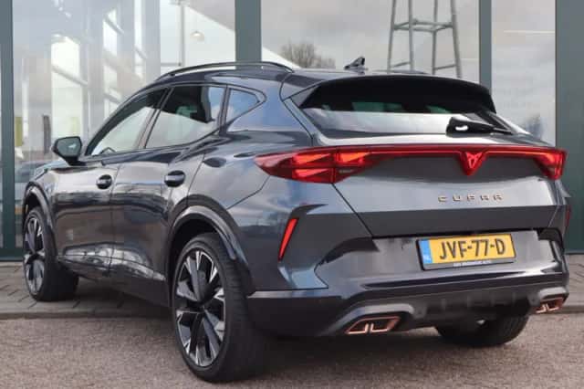 CUPRA Formentor (2025) thumbnail 3