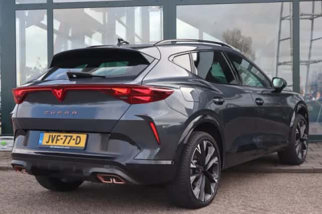 CUPRA Formentor (2025) thumbnail 4