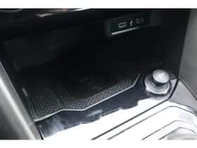 Volkswagen T-Roc (2021) thumbnail 23