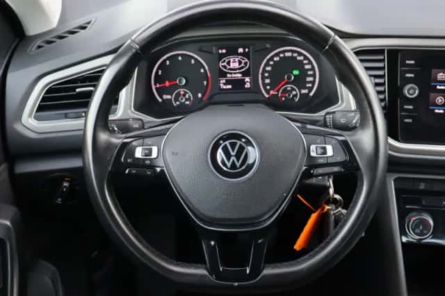 Volkswagen T-Roc (2021) thumbnail 6