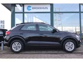 Volkswagen T-Roc (2021) thumbnail 9